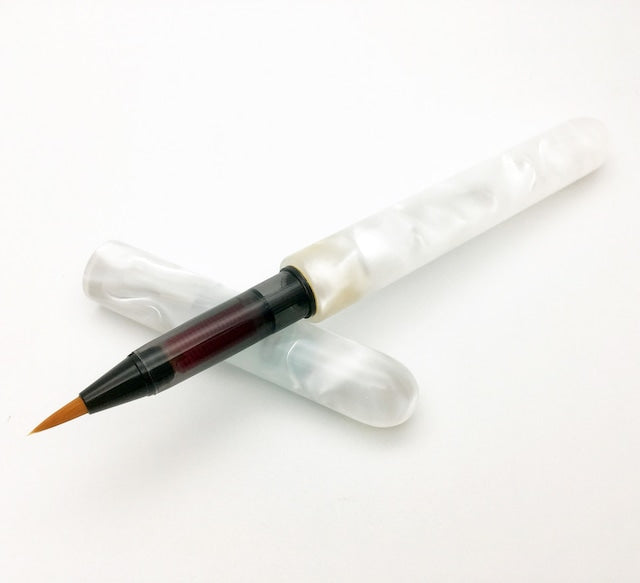 Jewel-like acrylic brush pen TFP1801 white with ink cartridge