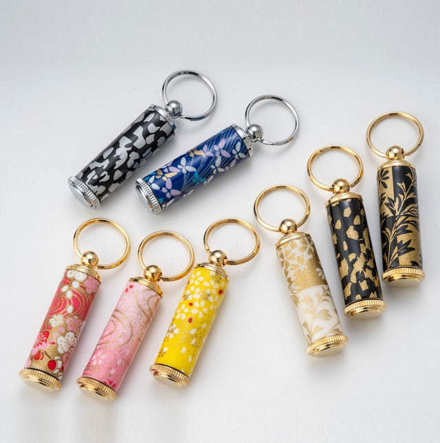 雅な伝統美の美濃和紙 友禅柄ピルケース /薬入れ 小桜と金箔 TM1902 黄色
